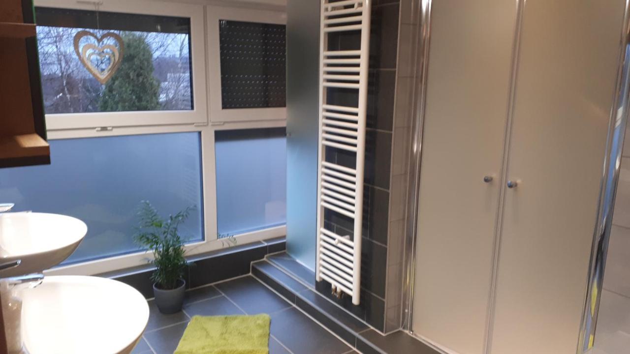 Apartamento Sarah Klein Aber Fein Wellesweiler Exterior foto