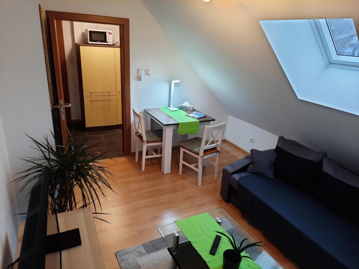 Apartamento Sarah Klein Aber Fein Wellesweiler Exterior foto