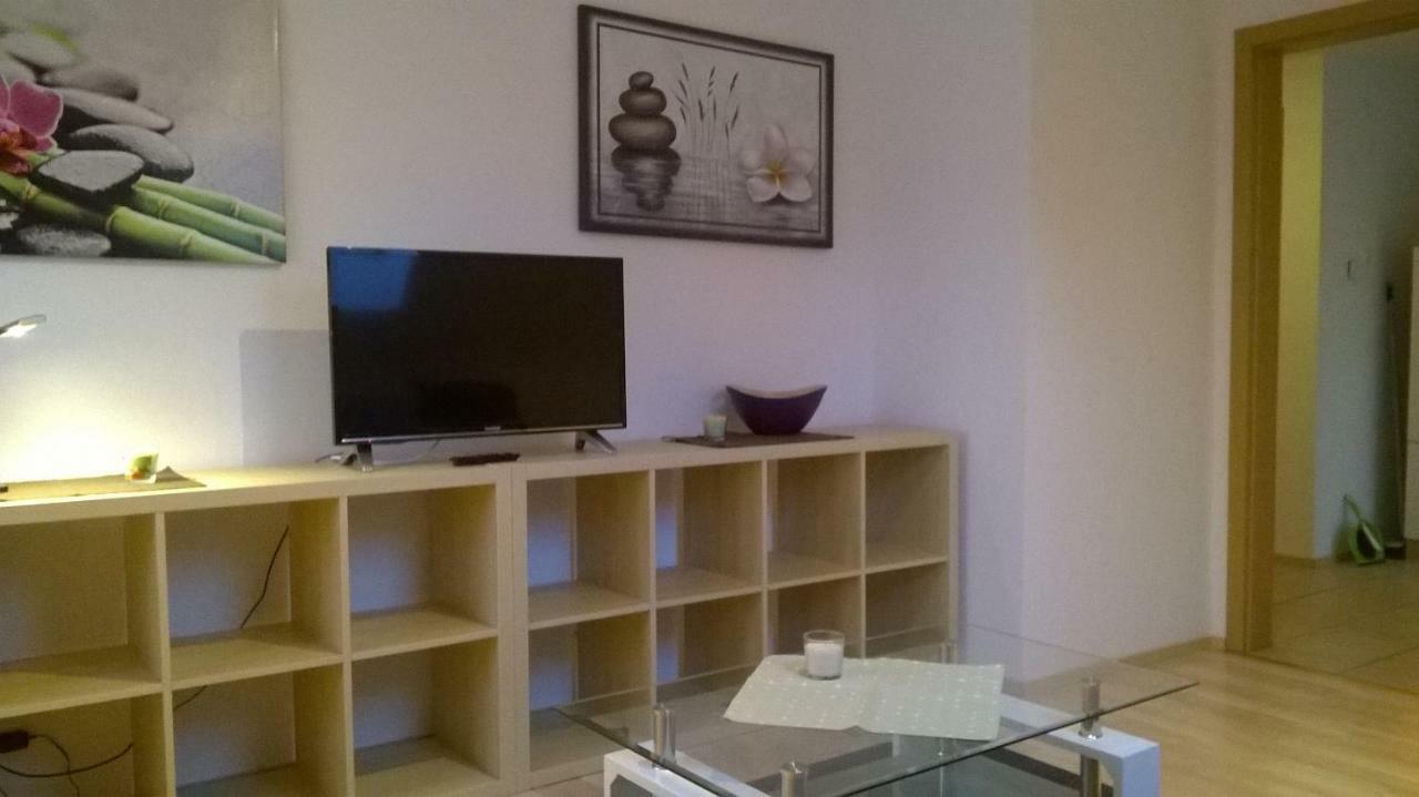 Apartamento Sarah Klein Aber Fein Wellesweiler Exterior foto