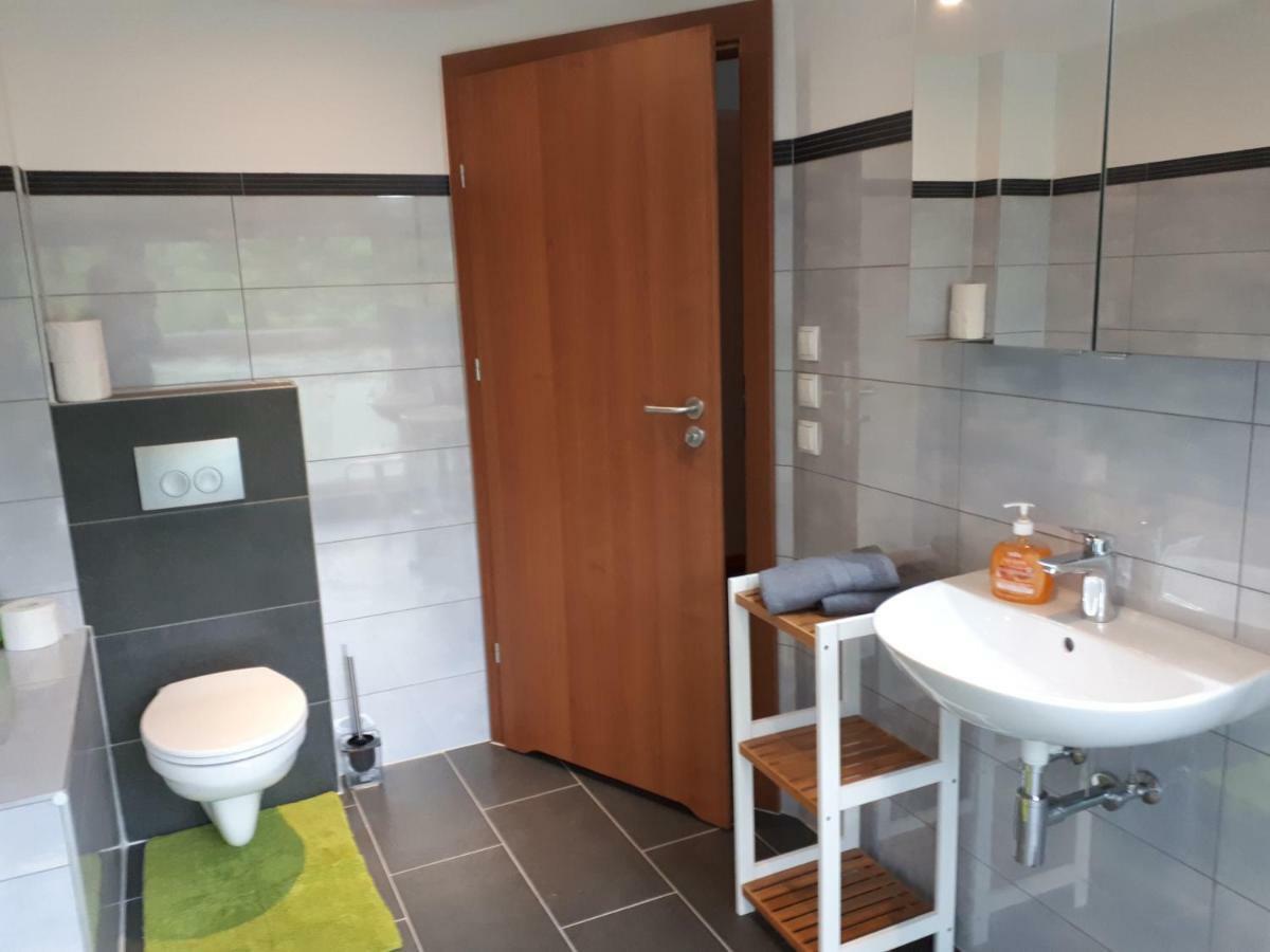 Apartamento Sarah Klein Aber Fein Wellesweiler Exterior foto