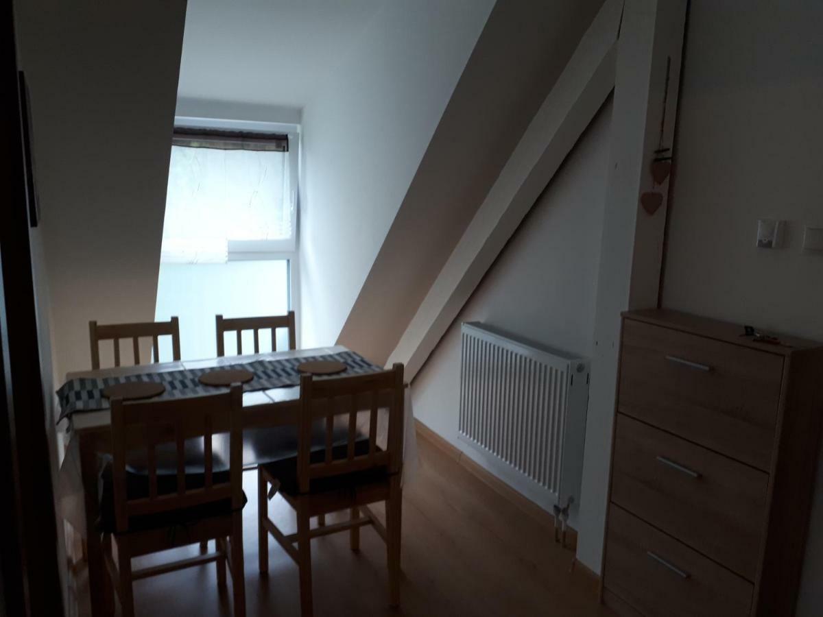 Apartamento Sarah Klein Aber Fein Wellesweiler Exterior foto
